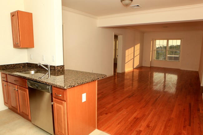Dining Room - Belgrade Place