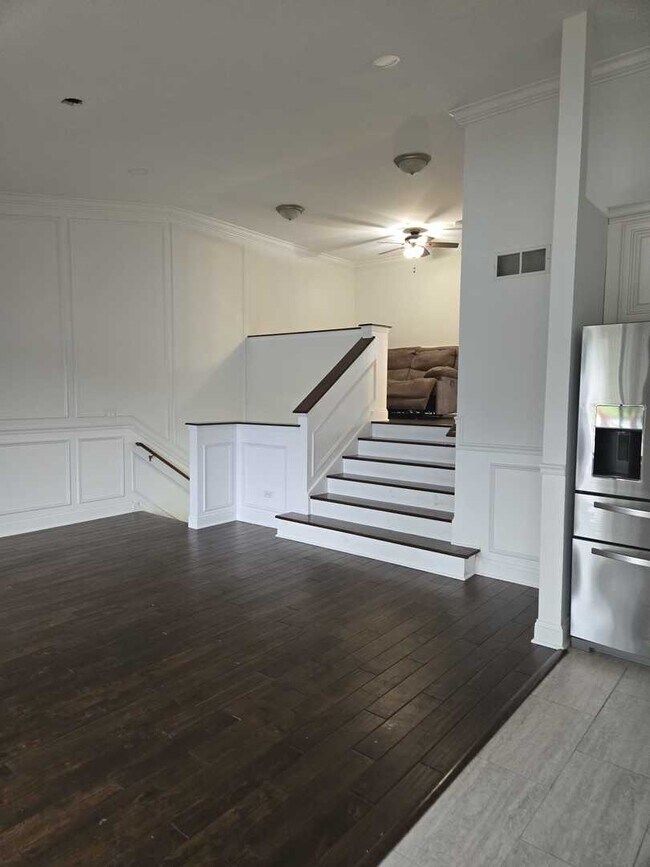 Foto del edificio - 8325 Chestnut Ct