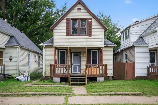 Building Photo - 2210 W Wiswall St