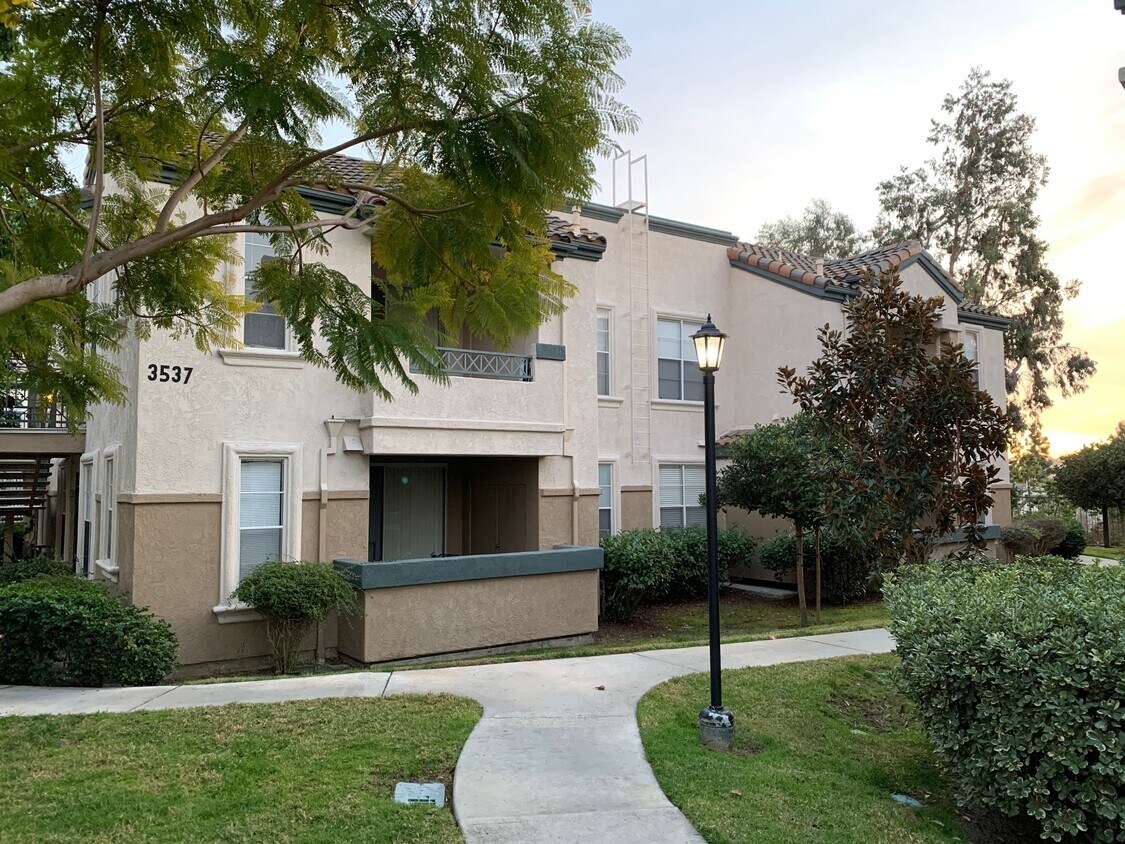 3537 Caminito El Rincon Unit 255, San Diego, CA 92130 Condo for Rent