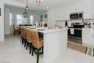 Building Photo - 5807 Double Eagle Cir