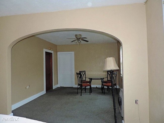 Foto del edificio - 3 br, 1 bath House - 9457 Scenic Highway