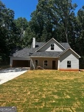 Building Photo - 220 Pine Valley Dr