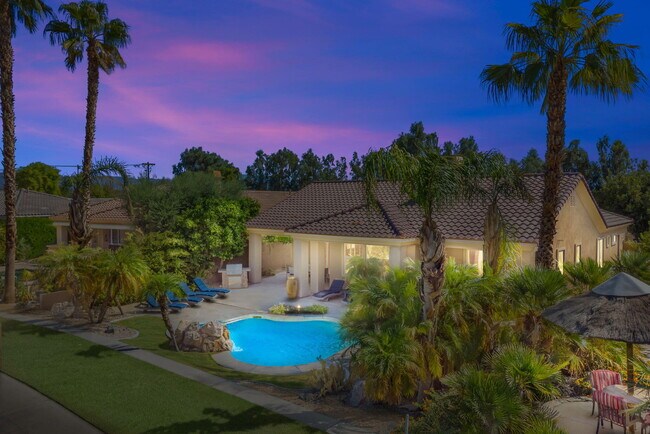 Building Photo - 57735 Seminole Dr