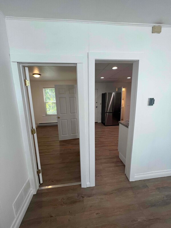 21 Nicholas Square Unit A, New Milford, CT 06776 Room for Rent in New