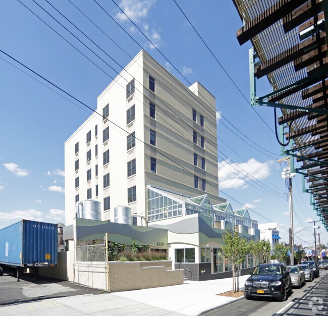 Building Photo - 4339-4347 White Plains Rd