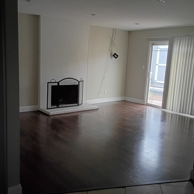 Foto del edificio - 1103 Myra Ave