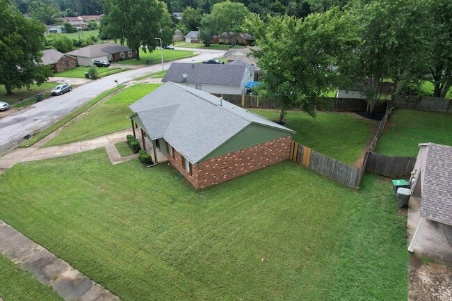 Building Photo - 3884 Kerston Dr