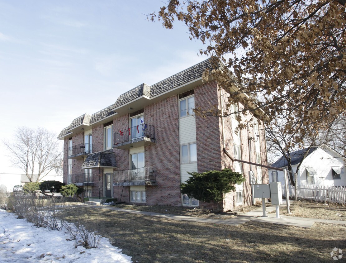 2345 S Randolph St, Lincoln, NE 68510 2345 S Randolph St Lincoln, NE