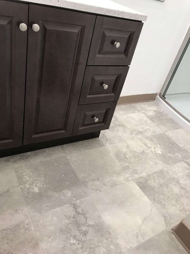 Photo - 3208 Golf View Dr Apartment