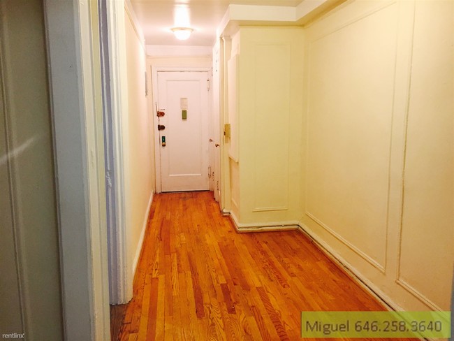 Foto del edificio - 730 E 236th St