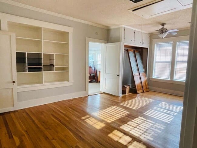 Foto del edificio - 2 bed, 2 bath in Midtown Memphis near Rhod...