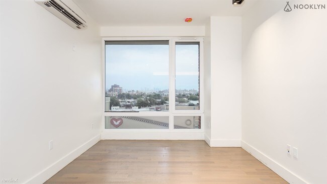 Building Photo - 1068 Fulton St