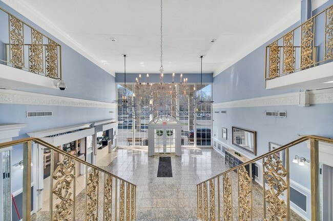 Building Photo - The Residences at Windsor