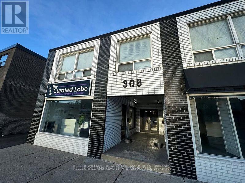 Photo principale - 308-308 Lakeshore Rd E