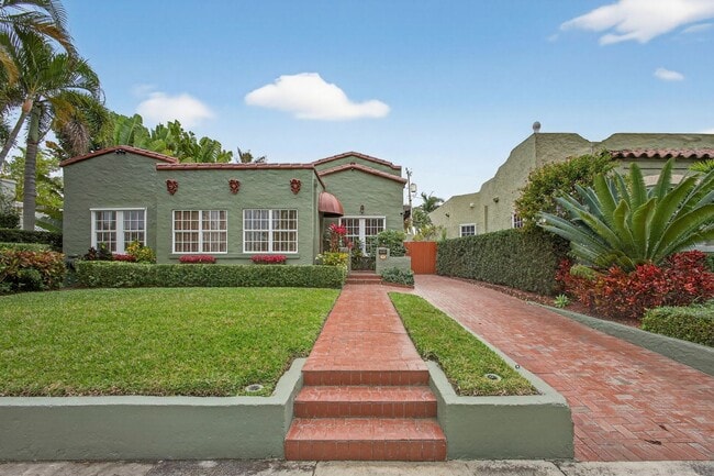 Historic West Palm Beach single-family home, with guest cottage! - Historic West Palm Beach single-family home, with guest cottage!