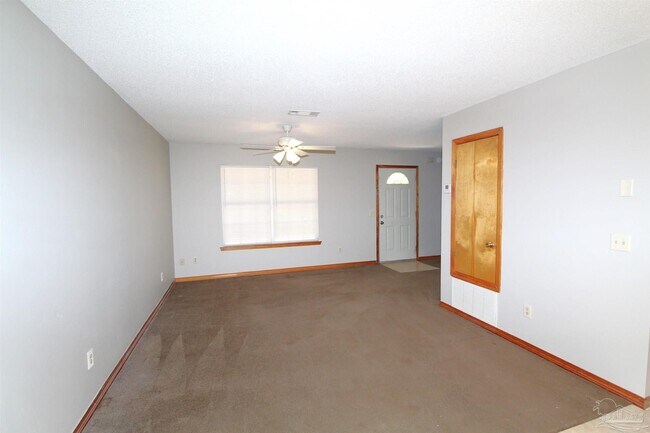 Foto del edificio - 5306 Windham Rd