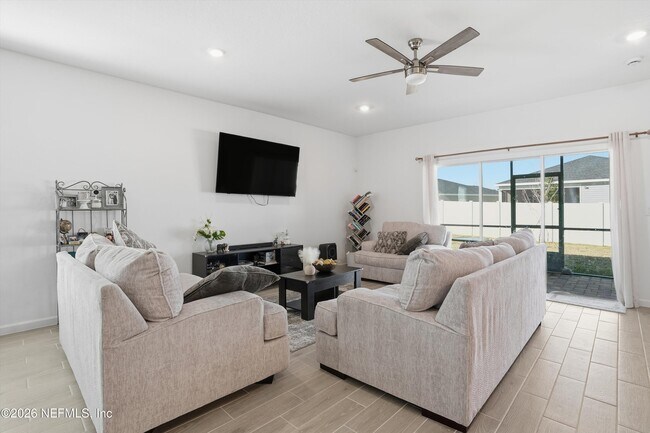 Foto del edificio - 1479 Lachlan Cir