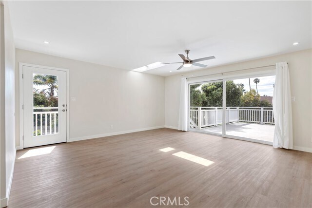 Foto del edificio - 928 Seaside Ct