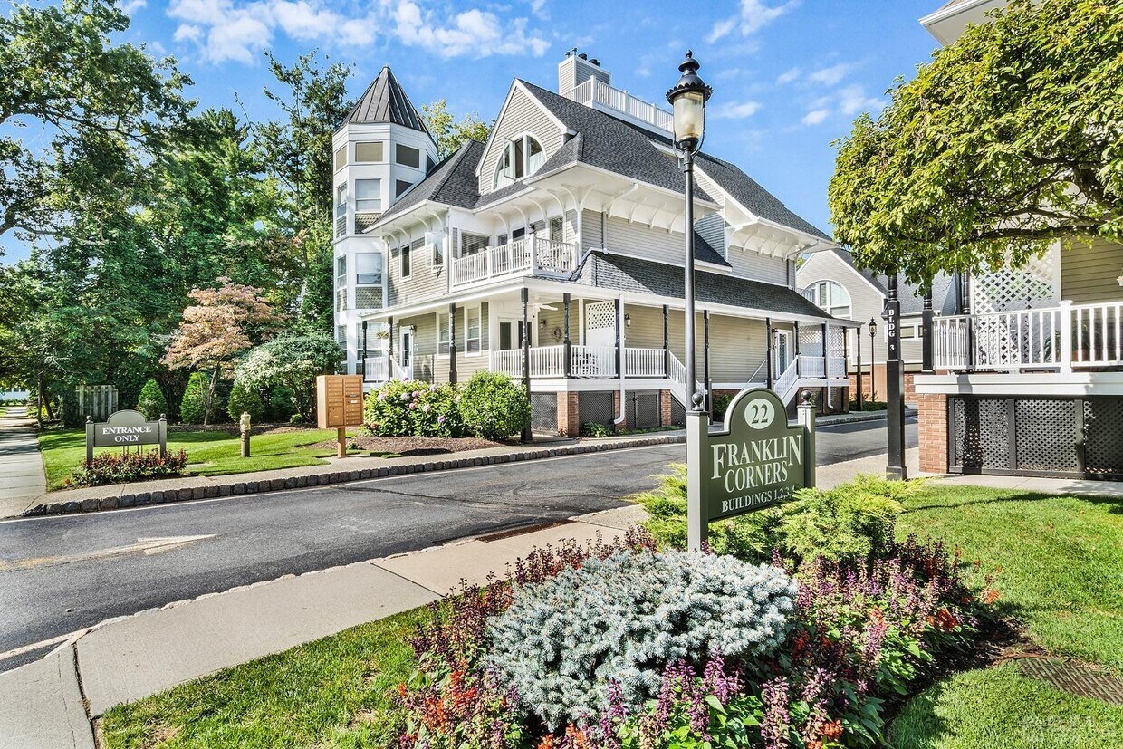 22 Franklin Pl Unit 4D, Morristown, NJ 07960 Condo for Rent in