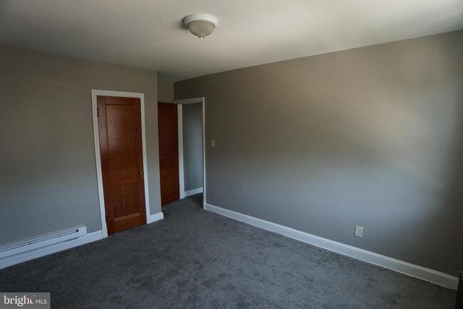 Building Photo - 4617 Wilkens Ave