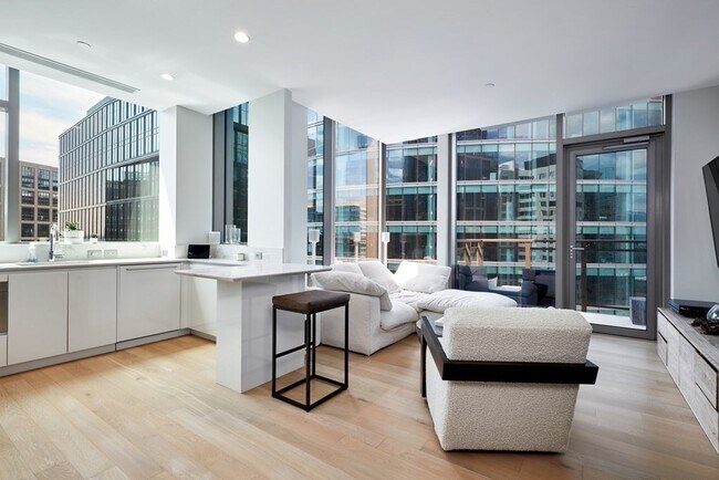 Building Photo - 133 Seaport Blvd