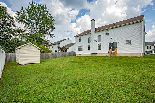 Foto del edificio - Charming 4 bedroom in Salem Woods availabl...