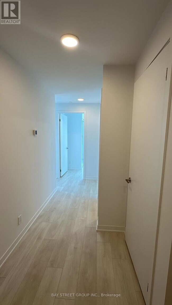 Building Photo - 7950 Bathurst St