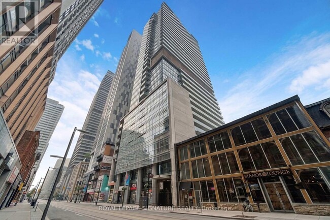 Building Photo - 375 King St W