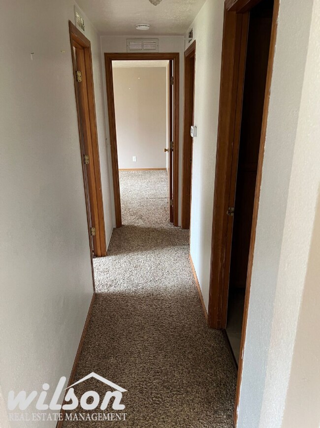 Building Photo - Charming 3BD/2BA Home with WSG Included - ...