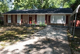 Building Photo - 6967 Dell Ct