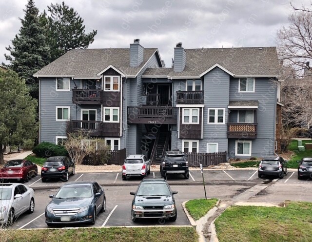 Foto del edificio - 7893 Allison Way