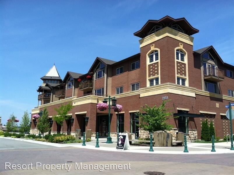 Foto principal - 2051 N Main St