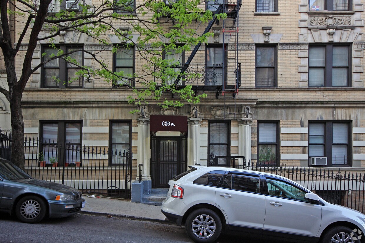 Building Photo - 636 W 138th St