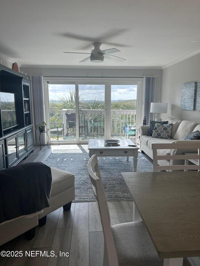 Foto del edificio - 3385 Coastal Hwy