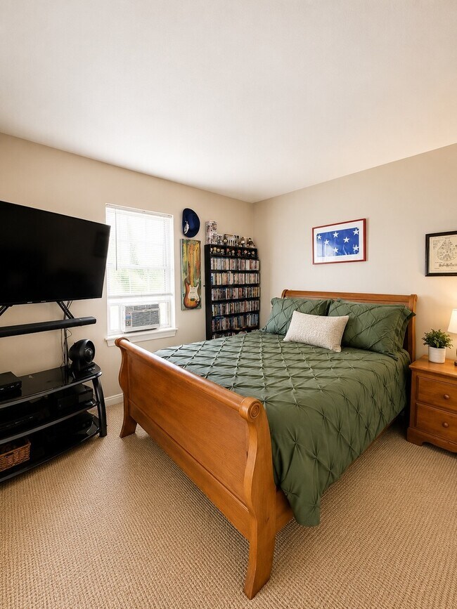 Foto del edificio - 7136 Windsor Ave
