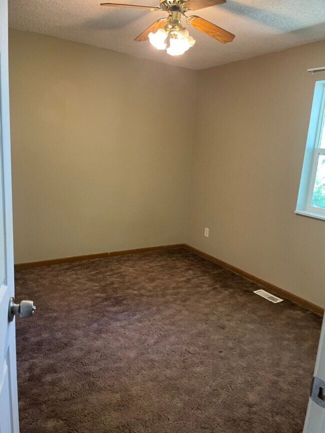 Dormitorio - 2209 Roma Ln