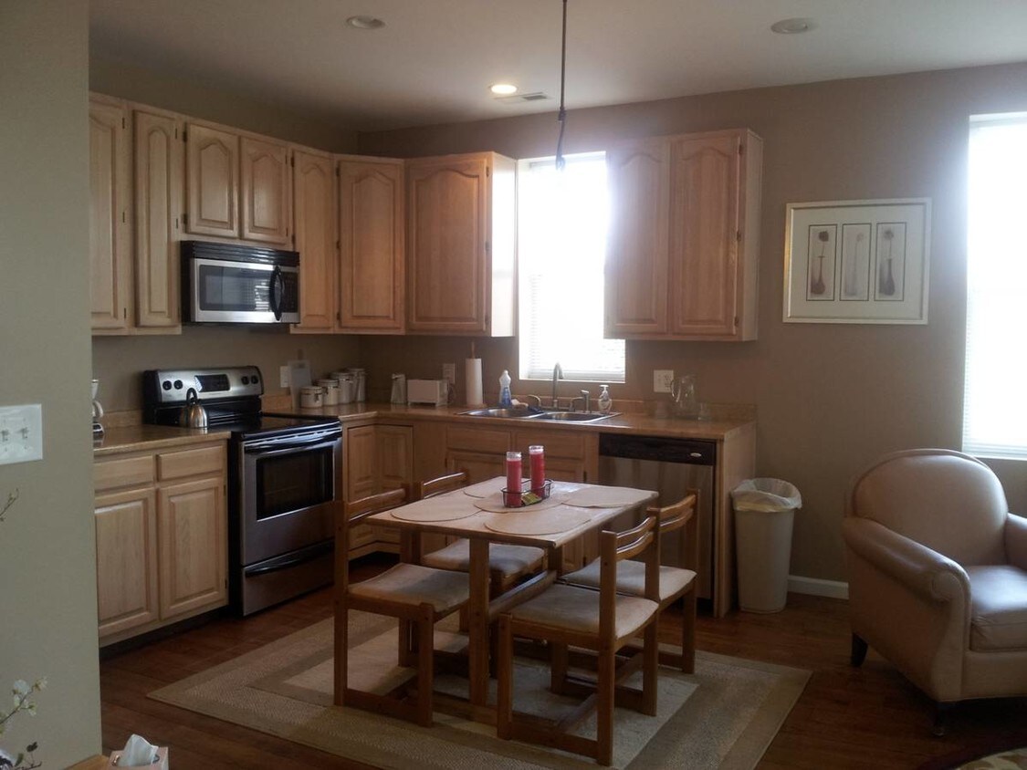 337 H St NE Unit !, Washington, DC 20002 Apartments in Washington, DC