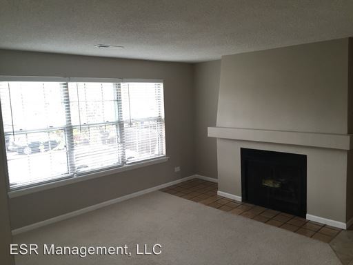 Foto del edificio - 9430 E Girard Ave