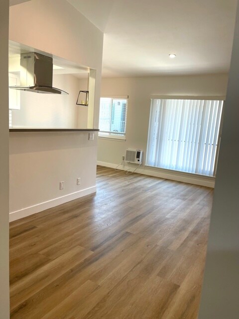 Foto del edificio - 1236 Brockton Ave
