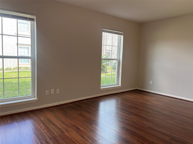 Building Photo - 1403 Blalock Rd