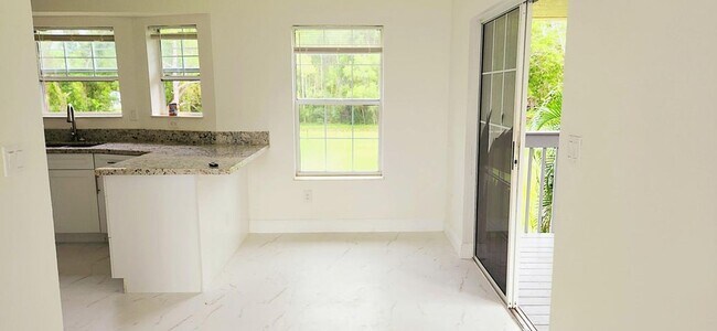 Building Photo - 11128 59th Street N, West Palm Beach, FL 3...