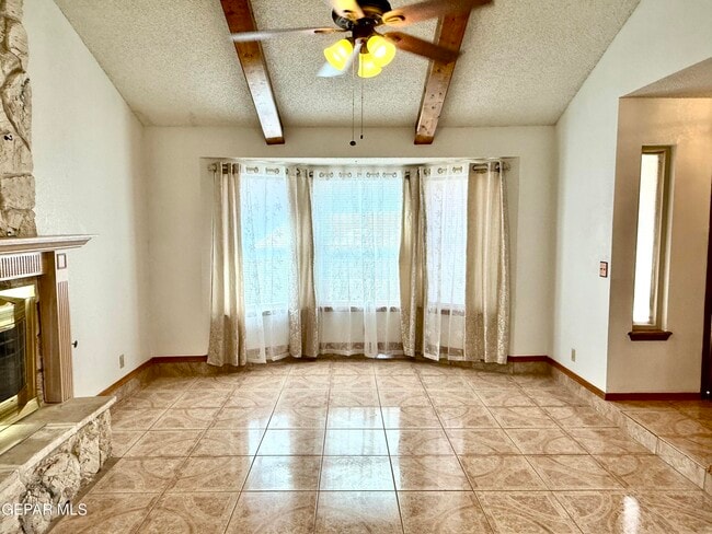 Building Photo - 1738 Onizuka Dr