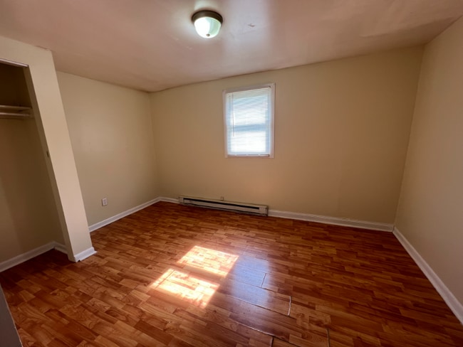 Foto del edificio - 403 Centre St