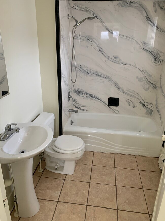 Foto del edificio - 328 S 100 W