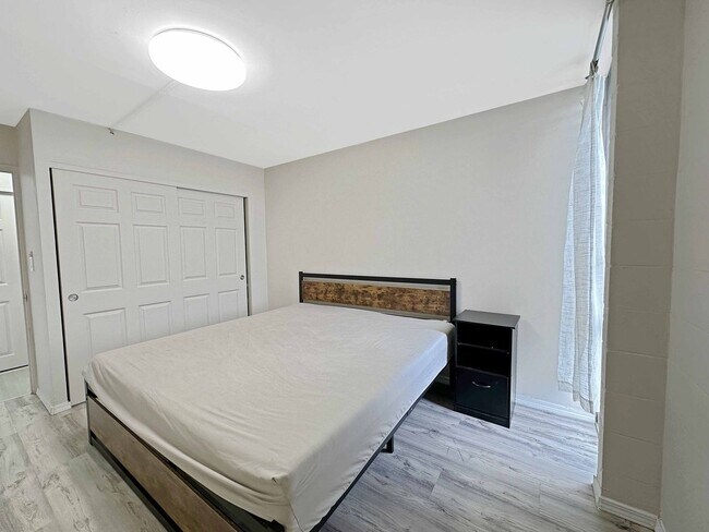 Foto del edificio - Salt Lake: 1 Bed, 1 Bath Condo w/ 1 Parkin...
