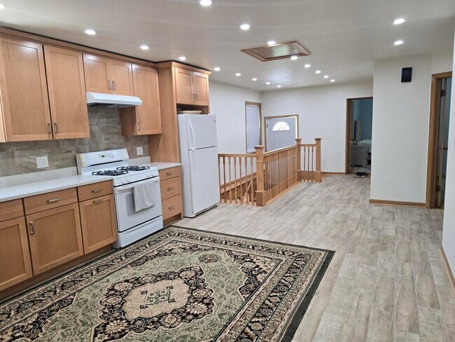 Foto del edificio - 5151 N Meade Ave