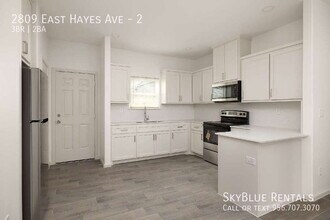 Building Photo - 2809 W Hayes Ave