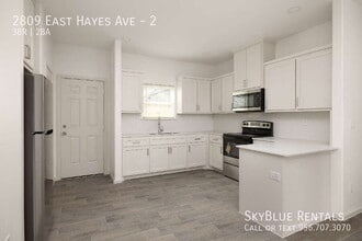 Building Photo - 2809 W Hayes Ave
