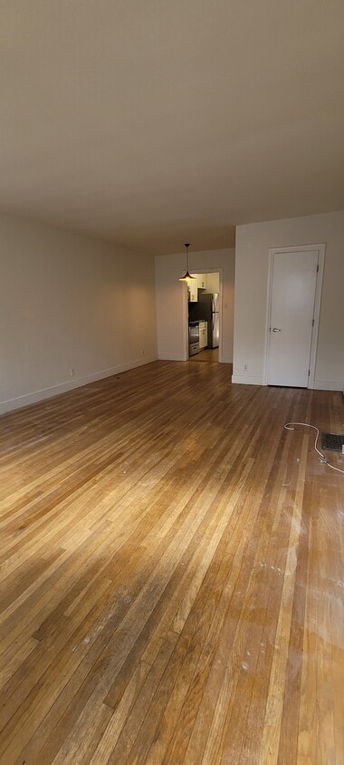 Foto principal - 12219 Ocean Park Blvd